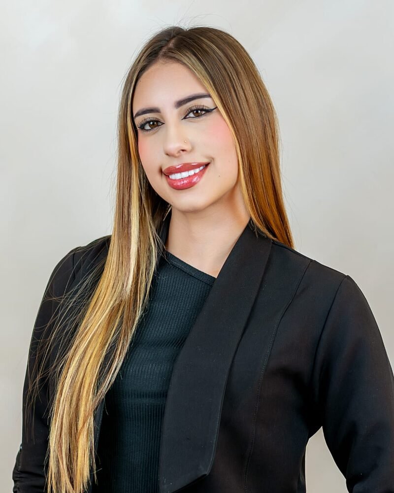 Hanna López, lashista de Divina Mirada